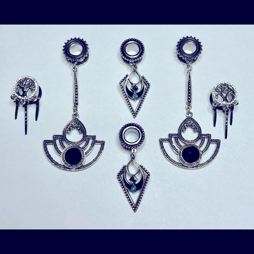 00 Gauge Dangle Lot
